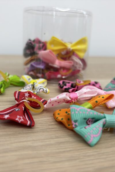 Kokardka na gumce Blovi – elegancki dodatek do psiej stylizacji